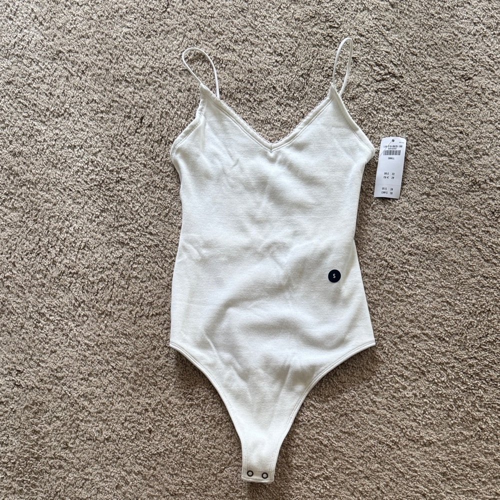 NWT Abercrombie Ribbed Cream Bodysuit S
